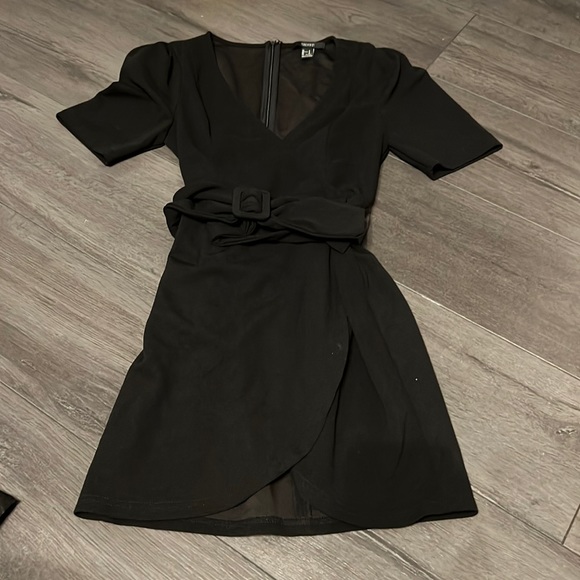 Black Dress - Picture 1 of 2